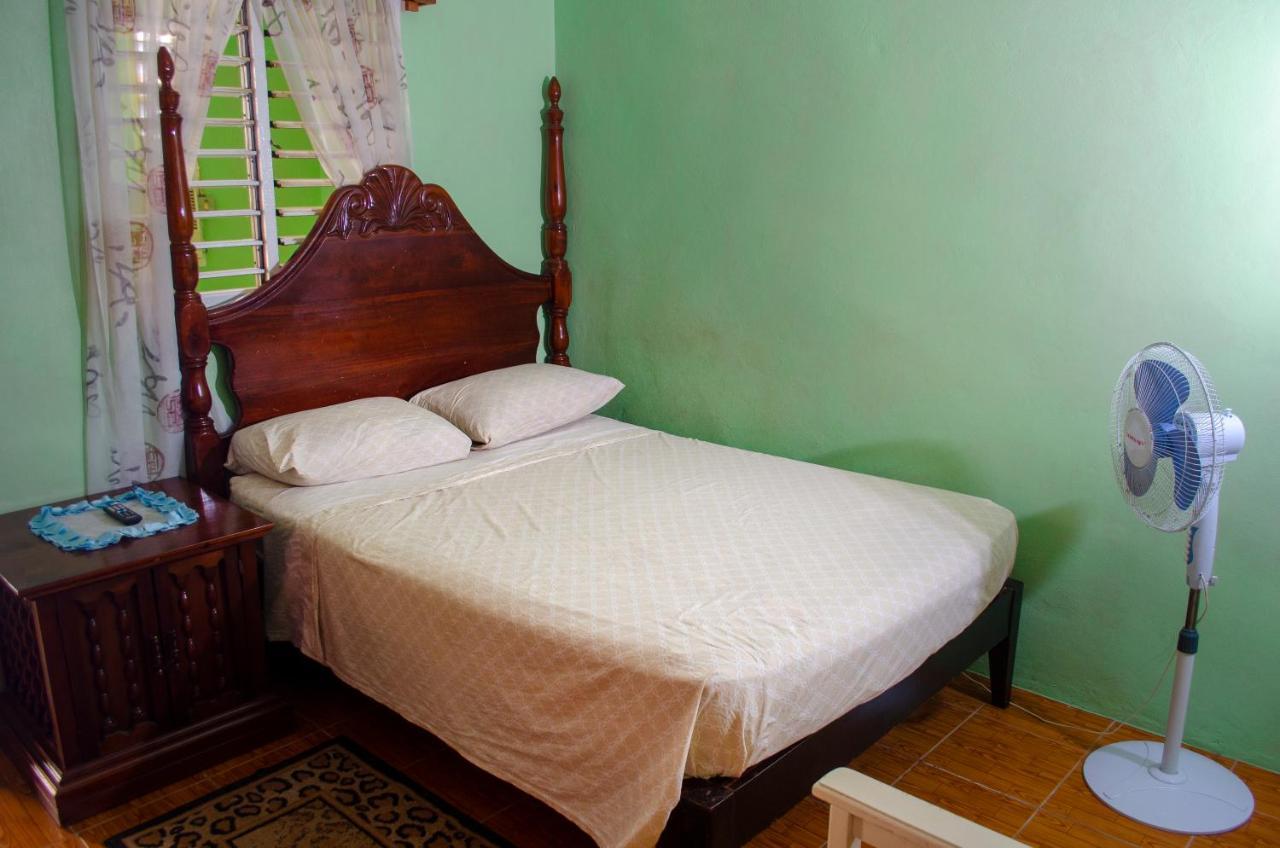 Little Shaw Park Guest house Ocho Rios